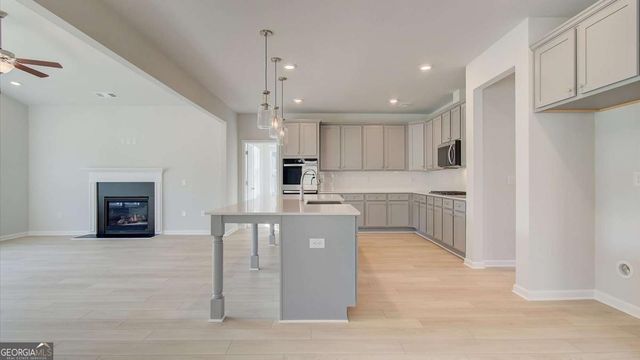 433 Sheridan Drive, Stockbridge, GA 30281