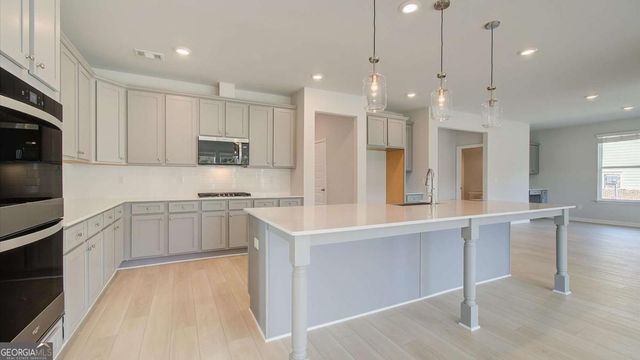 433 Sheridan Drive, Stockbridge, GA 30281