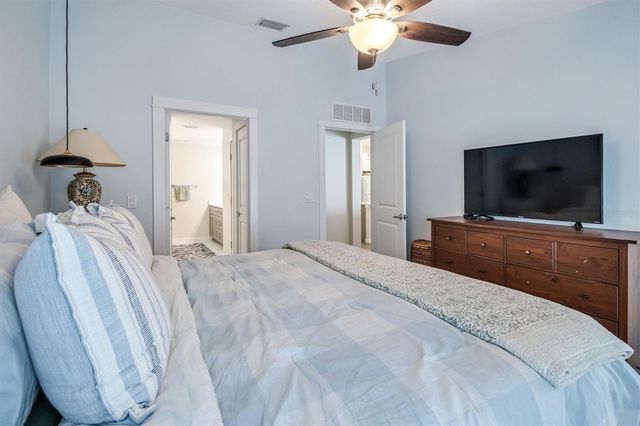24 PONTIAC LANE, Palm Coast, FL 32164