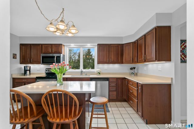 147 Carriage Drive, Fairfield, CT 06890