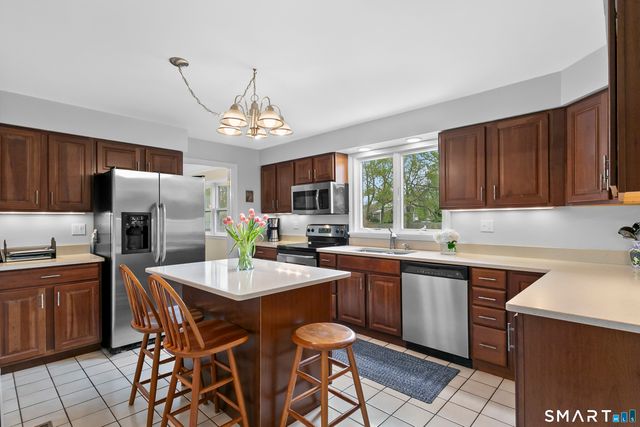 147 Carriage Drive, Fairfield, CT 06890