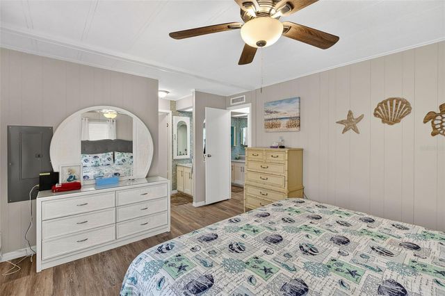 317 ESTRADA, North Port, FL 34287