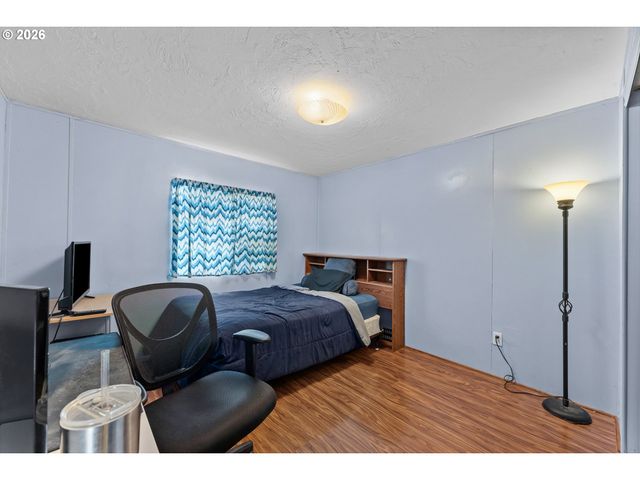 18225 S SILVERWOOD Dr, Oregon City, OR 97045