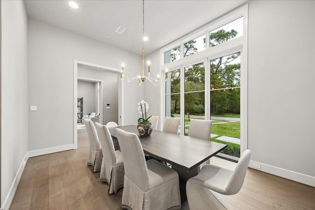 26 Valley Forge Drive, Bunker Hill Village, TX 77024