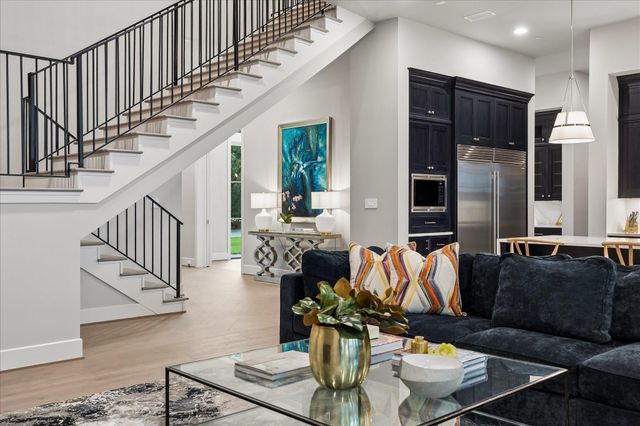 26 Valley Forge Drive, Bunker Hill Village, TX 77024