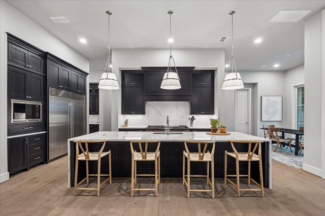 26 Valley Forge Drive, Bunker Hill Village, TX 77024