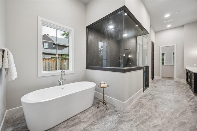 26 Valley Forge Drive, Bunker Hill Village, TX 77024