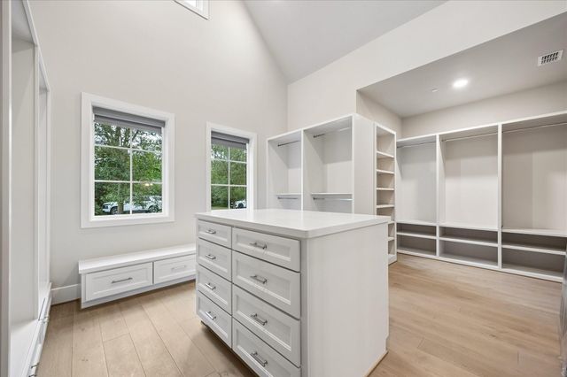 26 Valley Forge Drive, Bunker Hill Village, TX 77024