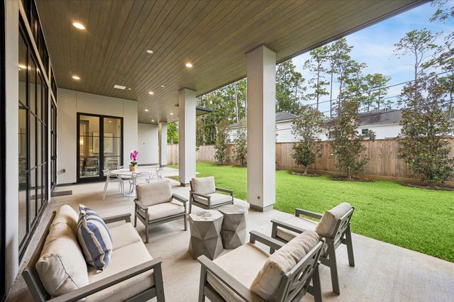 26 Valley Forge Drive, Bunker Hill Village, TX 77024