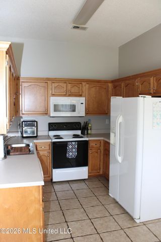 5928 Fredrick Drive, Southaven, MS 38671