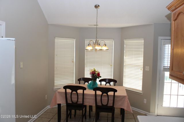 5928 Fredrick Drive, Southaven, MS 38671