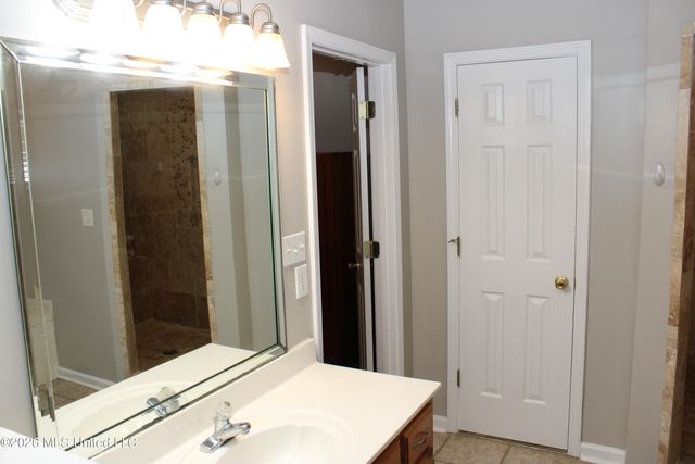5928 Fredrick Drive, Southaven, MS 38671