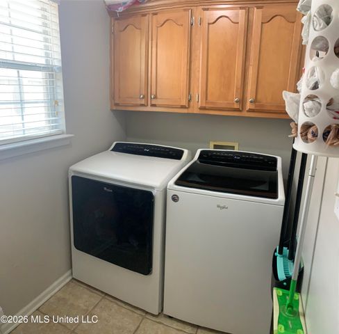 5928 Fredrick Drive, Southaven, MS 38671