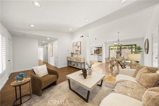 1004 W Duarte Road 9, Arcadia, CA 91007