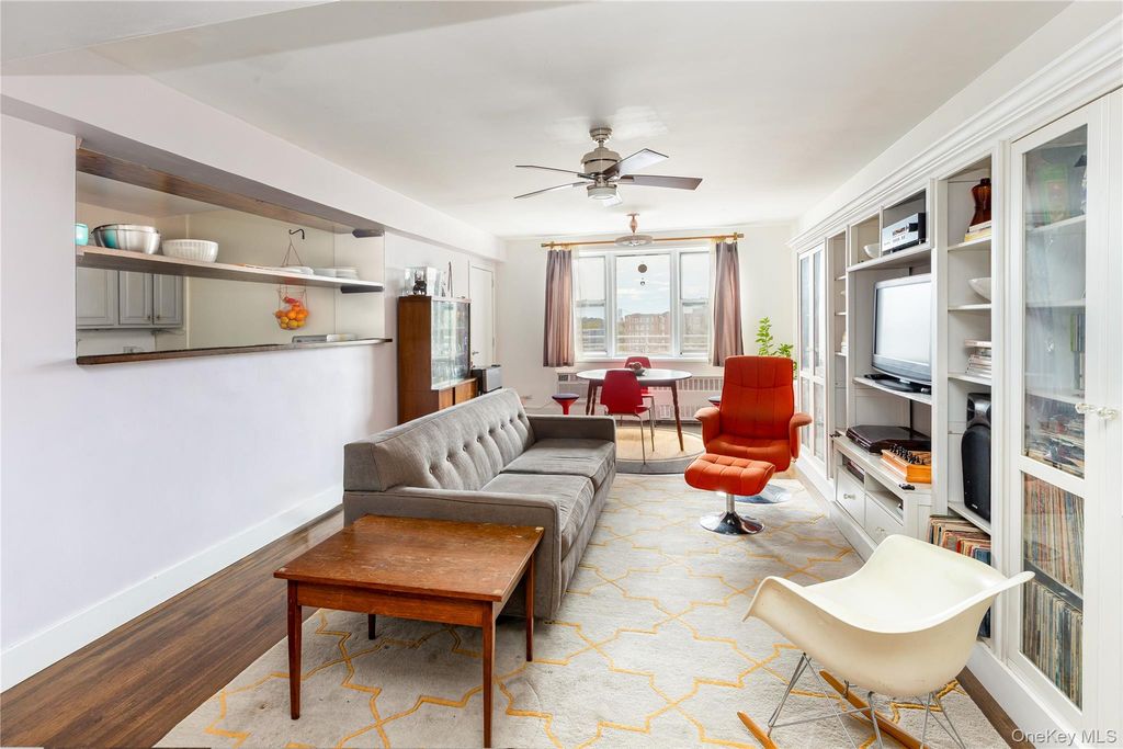 609 Kappock 8D, Bronx, NY 10463 — exterior