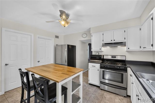 6557 Odell Street, St Louis, MO 63139