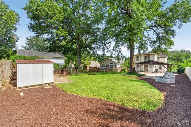 6557 Odell Street, St Louis, MO 63139