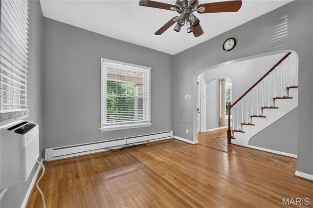 6557 Odell Street, St Louis, MO 63139