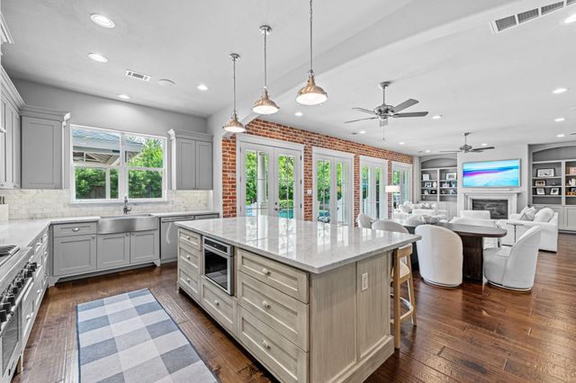 1826 Althea Drive, Houston, TX 77018