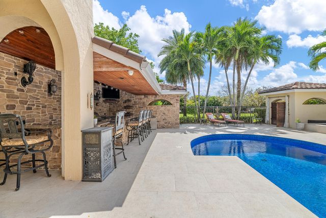 14535 Draft Horse Lane, Wellington, FL 33414