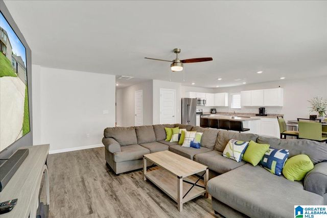2225 W MIDDLEBROOK CROSSING, Odenville, AL 35120