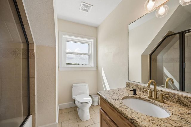 4141 Crestview Lane, Brenham, TX 77833