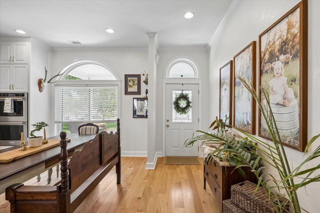 4141 Crestview Lane, Brenham, TX 77833