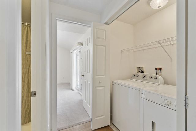 15 Country Lane, East Kingston, NH 03827