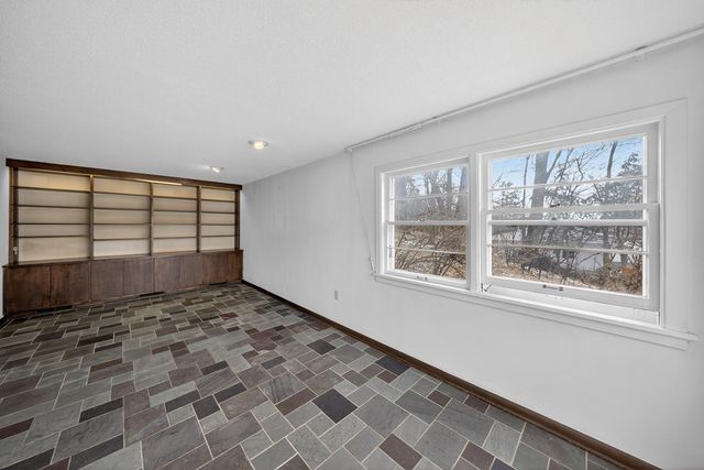 956 14th Avenue SW, Rochester, MN 55902