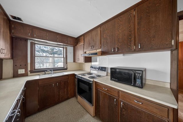 956 14th Avenue SW, Rochester, MN 55902