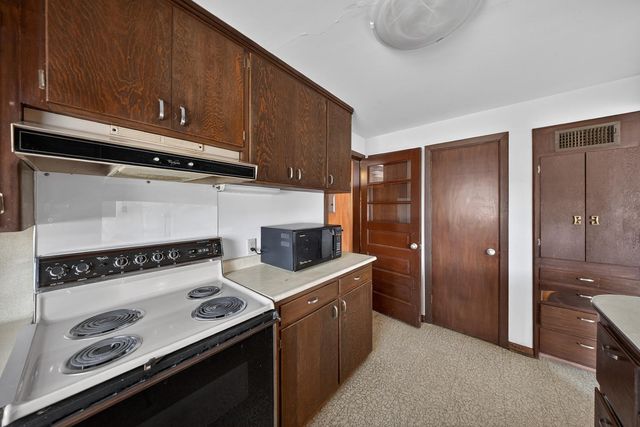 956 14th Avenue SW, Rochester, MN 55902