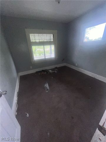 4015 E 143rd Street, Cleveland, OH 44128