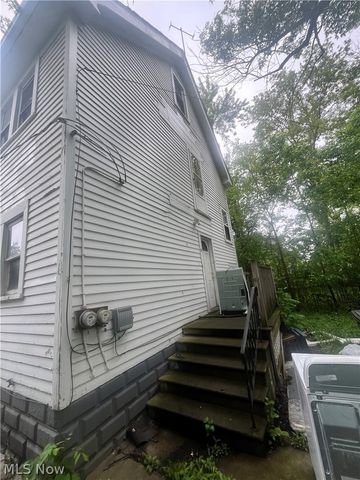 4015 E 143rd Street, Cleveland, OH 44128