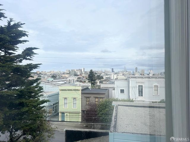 2710 Sutter Street, San Francisco, CA 94115