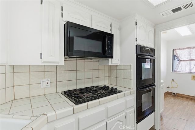 3205 Flintridge, Bakersfield, CA 93306