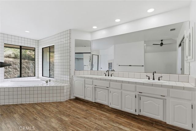 3205 Flintridge, Bakersfield, CA 93306