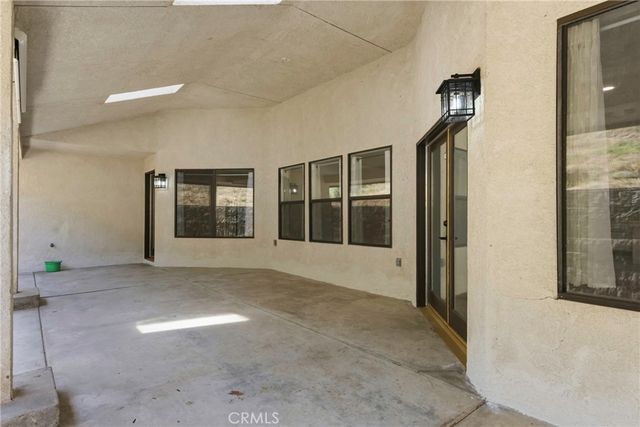 3205 Flintridge, Bakersfield, CA 93306