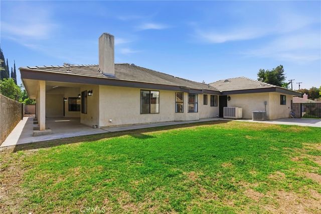 3205 Flintridge, Bakersfield, CA 93306