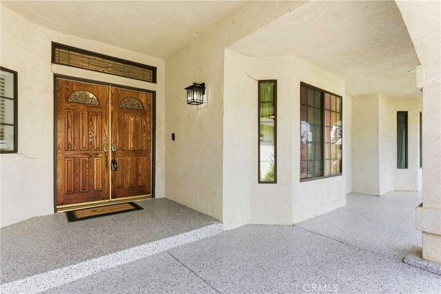 3205 Flintridge, Bakersfield, CA 93306