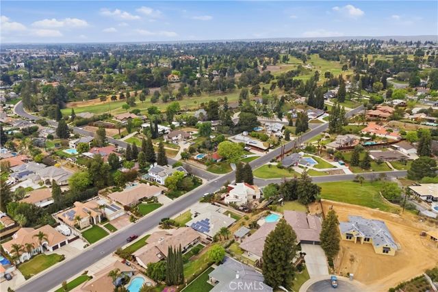 3205 Flintridge, Bakersfield, CA 93306