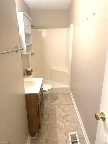 3212 Westbury Drive, Jamestown, NC 27282