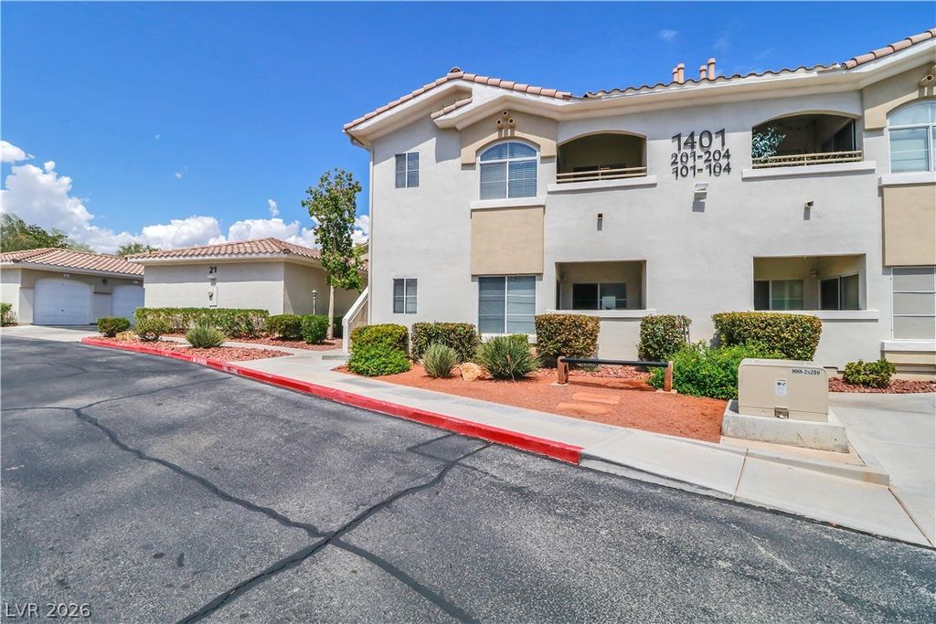 1401 Red Crest Lane 201, Las Vegas, NV 89144 — photo 2