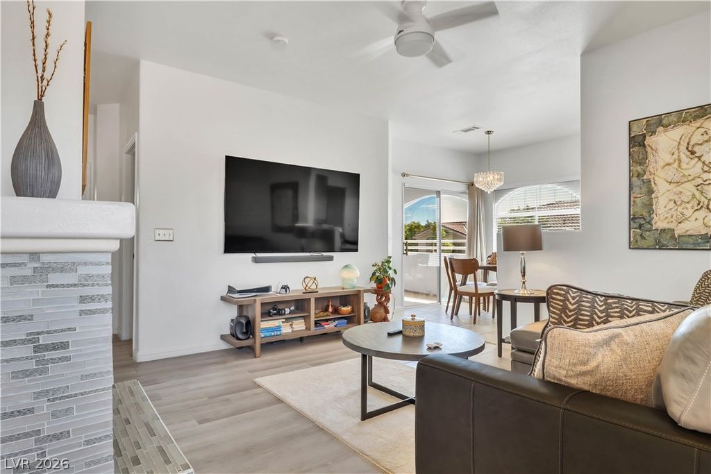 1401 Red Crest Lane 201, Las Vegas, NV 89144 — photo 4