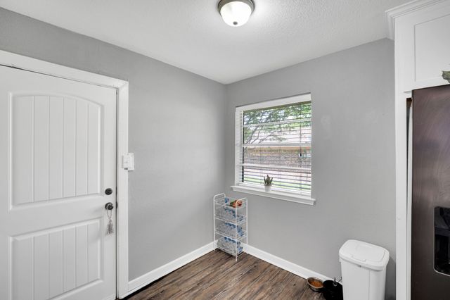 3003 Linda Drive, Ennis, TX 75119