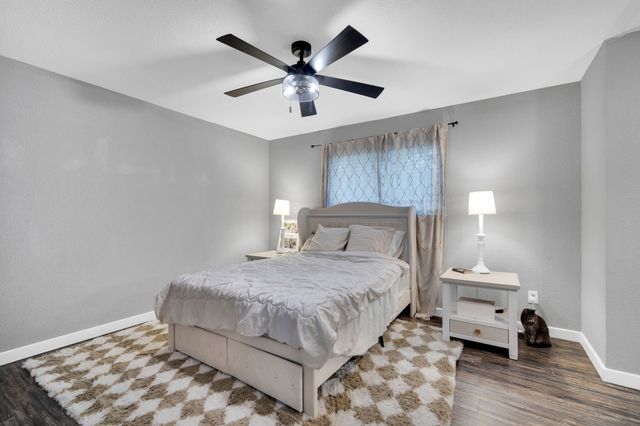 3003 Linda Drive, Ennis, TX 75119