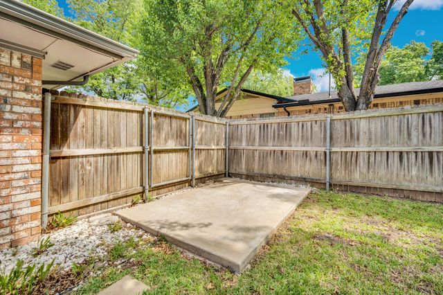 3003 Linda Drive, Ennis, TX 75119