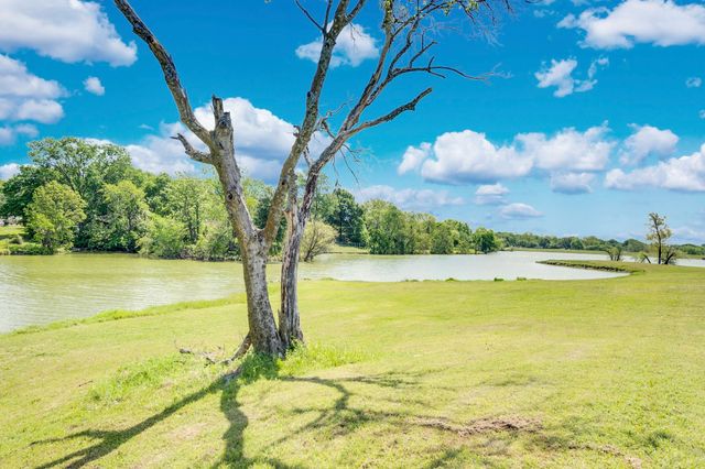 3003 Linda Drive, Ennis, TX 75119