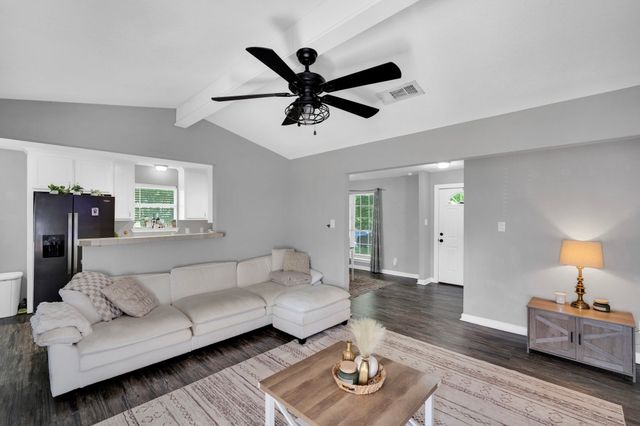 3003 Linda Drive, Ennis, TX 75119