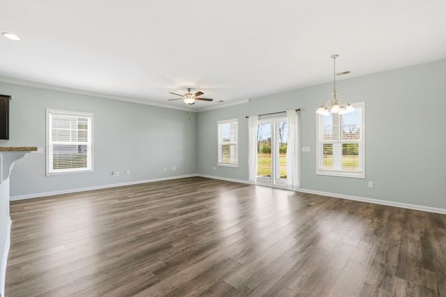 464 Honeyhill Loop, Conway, SC 29526