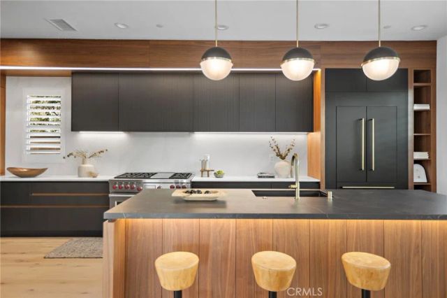 51 Fenway, Irvine, CA 92620